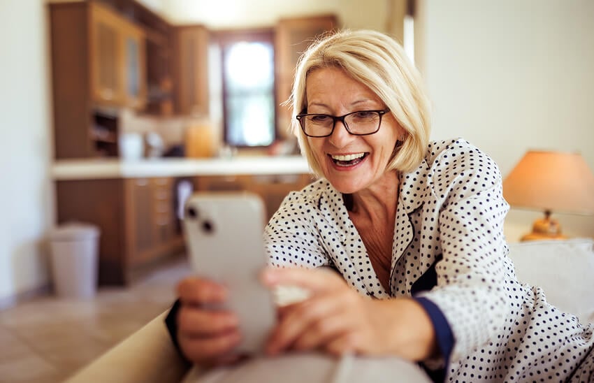 परिपक्व अविवाहितों के लिए ऑनलाइन डेटिंग